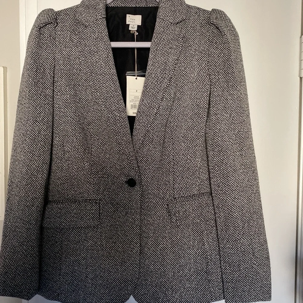 A new day blazer - Picture 2 of 4